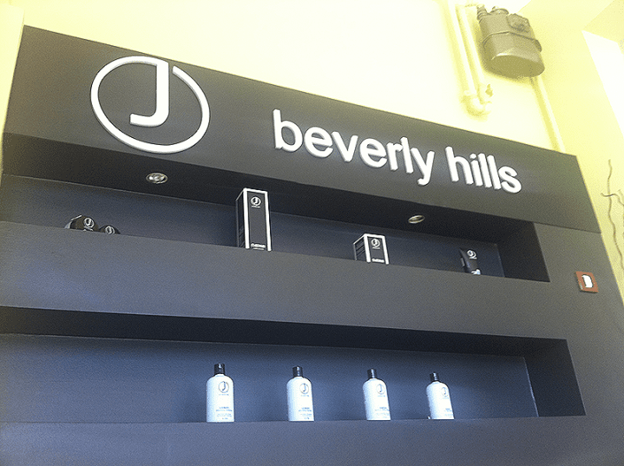 Beverly Hills – elementi za trgovinu, UREĐENJE INTERIJERA Beverly Hills - store element with electric components