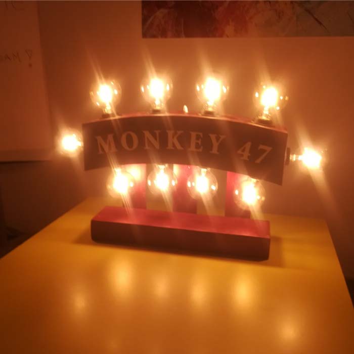 MONKEY 47 – STAND WITH LIGHT BULBS