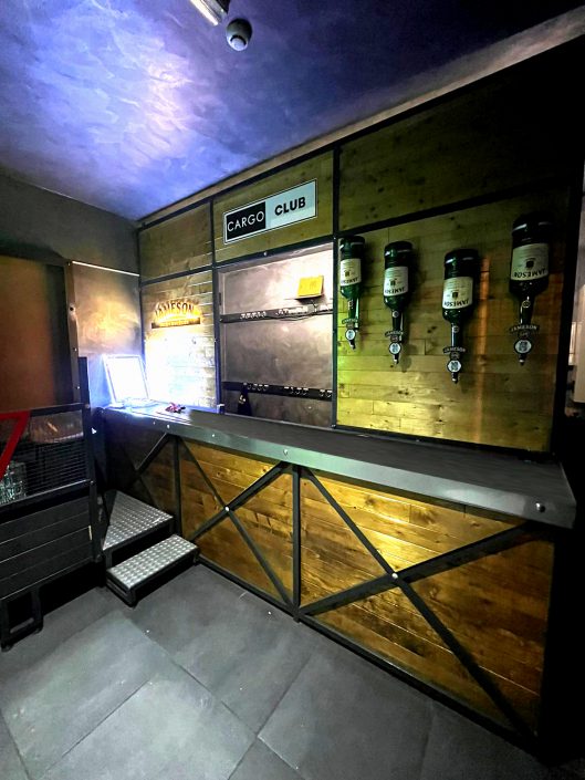 CARGO CLUB, PULA – UREĐENJE I OPREMANJE INTERIJERA